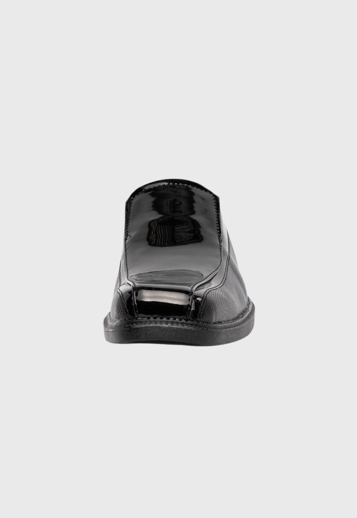 Zapato Ivars Negro Charol UNS-2