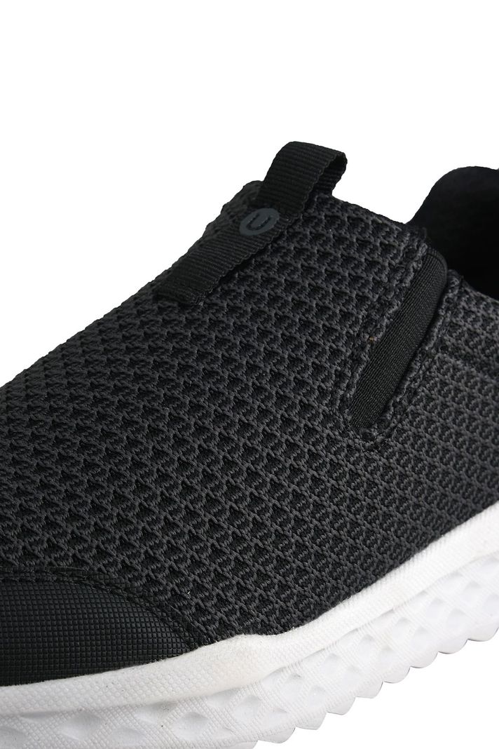 Zapatilla Fairywen Negro UNS-3