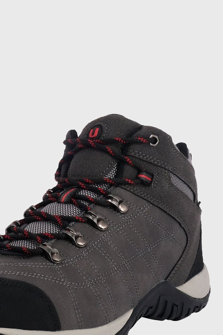 Botin Outdoor Messiah Gris UNS-3