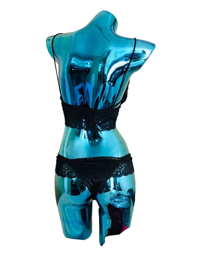 Conjunto De Lencería En Satin Y Blonda-1