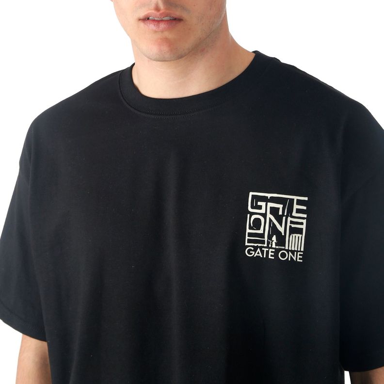 Polera Manga Corta Negra Estampado Delantero-1