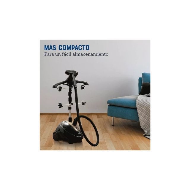 Vaporizador de prendas Oster® con gancho para pantalón GCSTGS7000-2