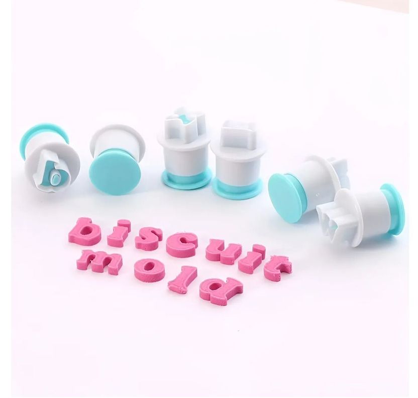 26 Cortador Fondant Con Expulsor Cortadores Letras Minuscula-1