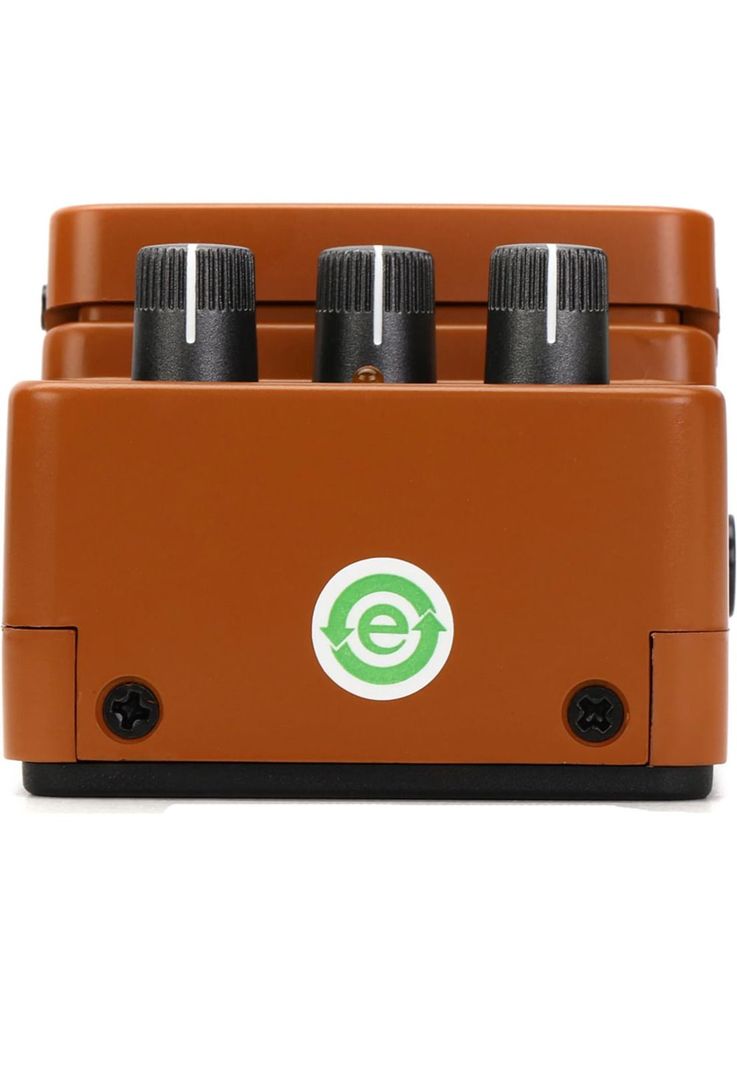 Pedal Efecto Trémolo Behringer UT300 - Ultra Tremolo Behringer