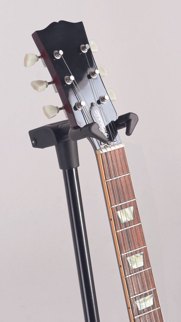 Atril para guitarra 17670 color negro K & M-2