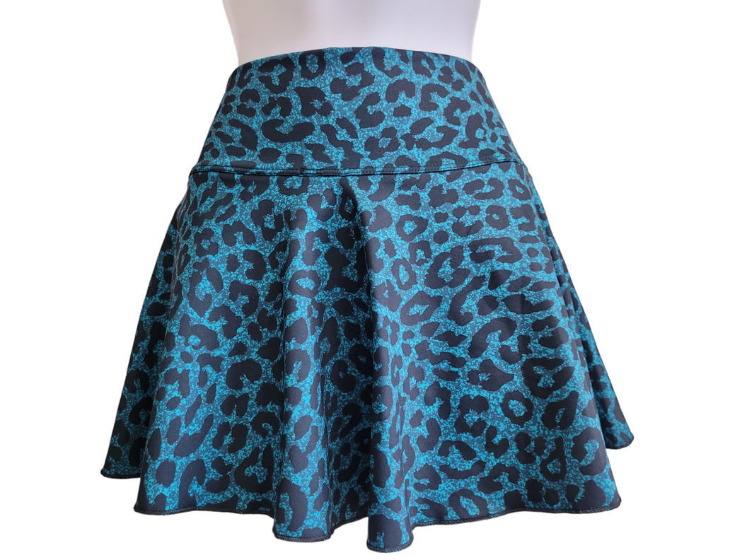 Falda Short Con Diseño Animal Print-1
