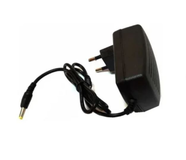 UNIVERSAL CARGADOR 9V 1.5A CONECTOR 4.0 x 1.7 MM-0