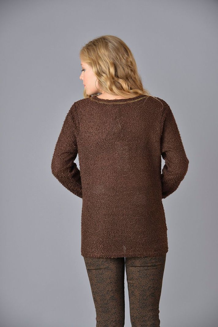 Polera boucle botones café -1