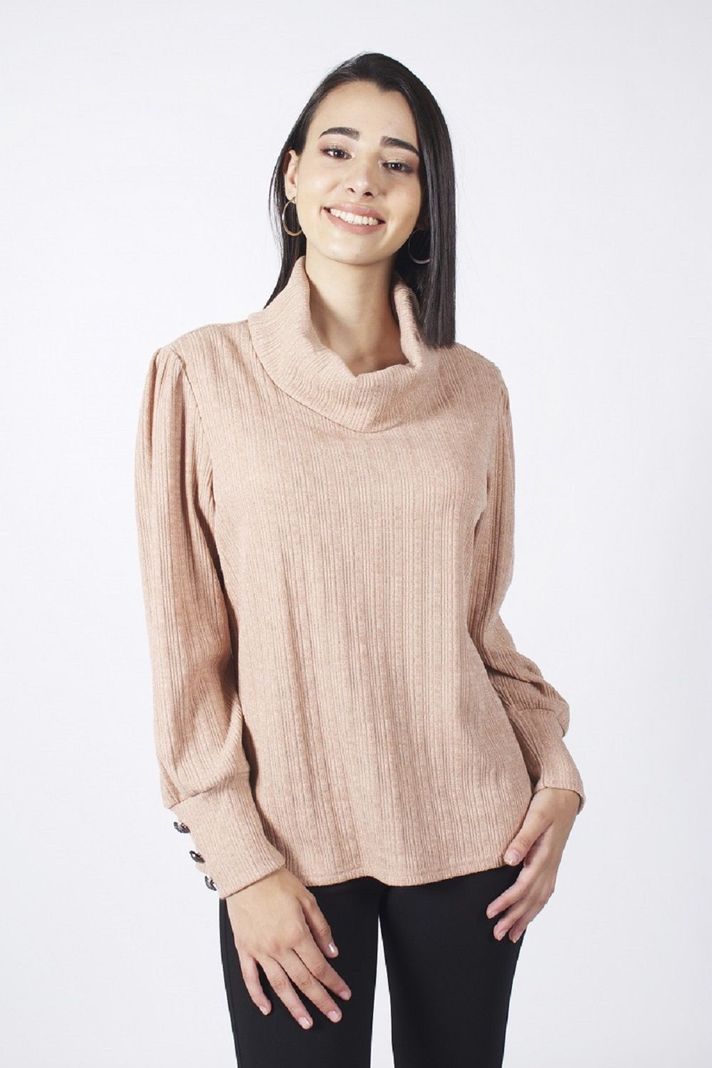 Sweater cuello alto beige