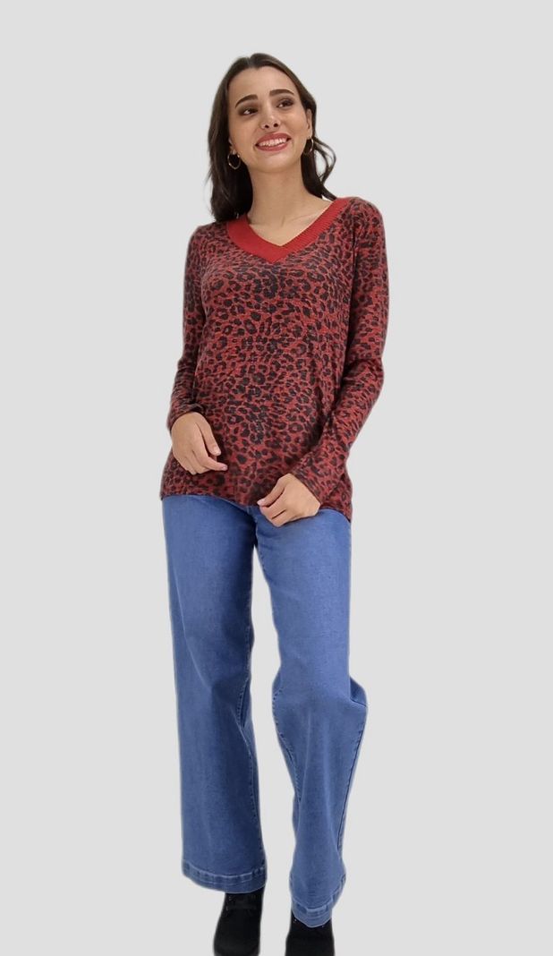 Polera hachi estampada-2