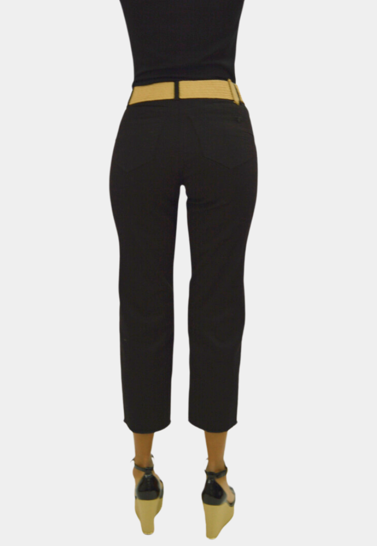 Capri Gabardina Tiro Alto Push Up Black Tentation -2