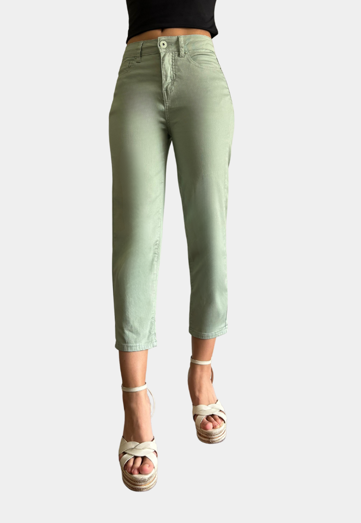 Capri Gabardina Tiro Alto Push Up Verde Tentation -0