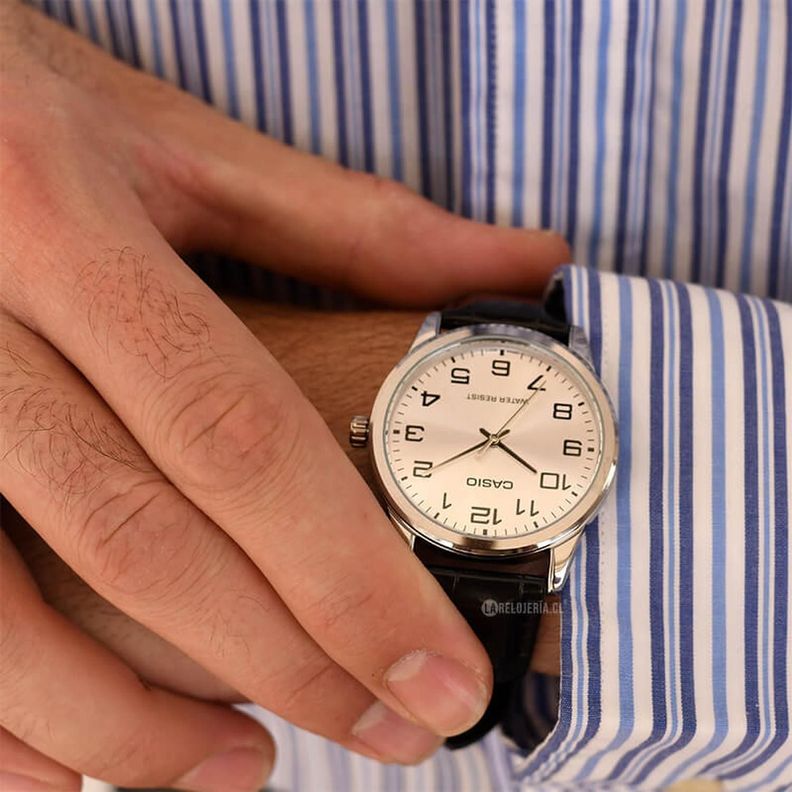 Reloj Casio Análogo Hombre MTP-V001L-7B-1