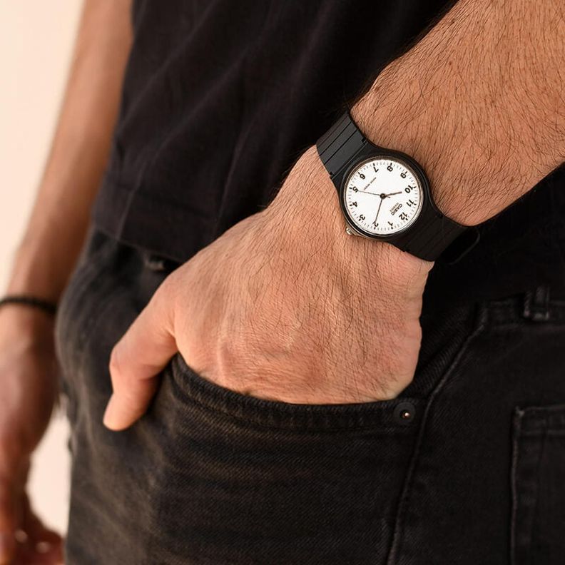 Reloj Casio Analogo Hombre MQ-24-7B-1