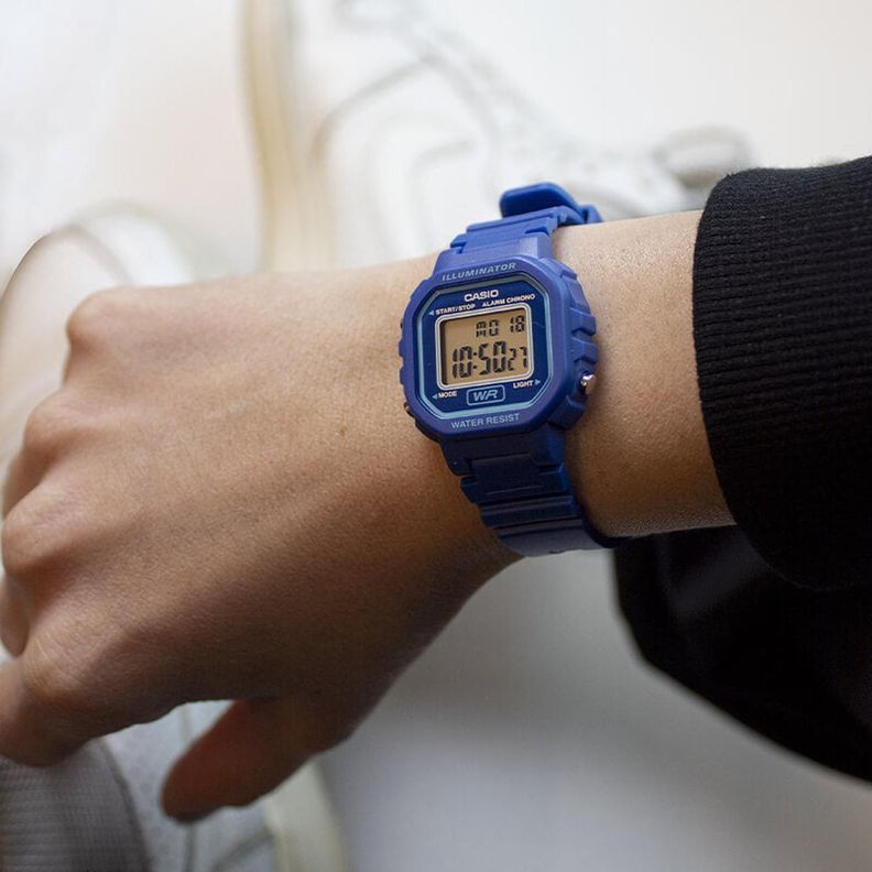 Reloj Casio Digital LA-20WH-2A-1