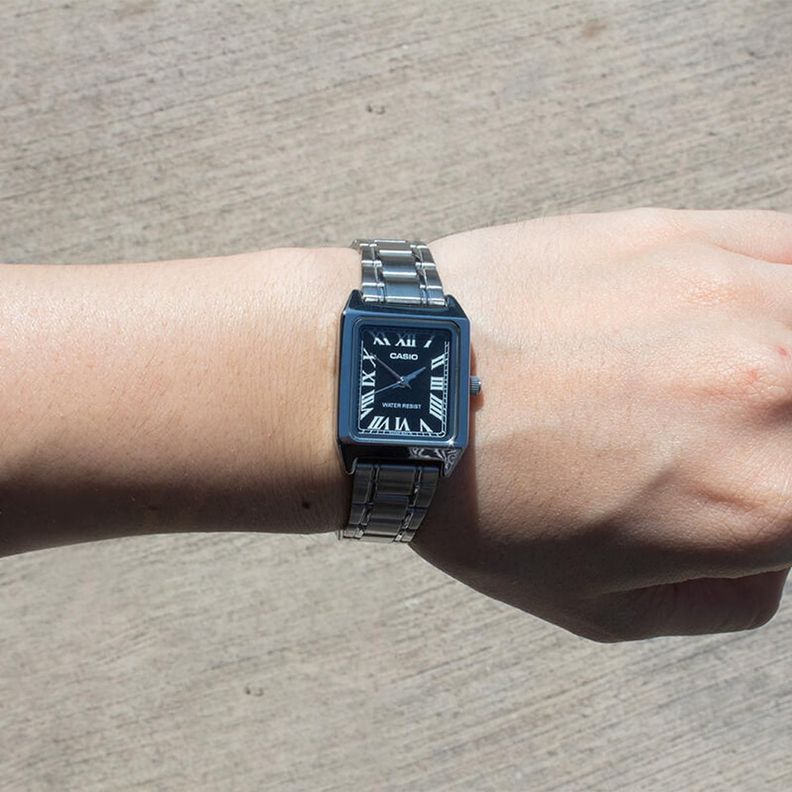Reloj Análogo Casio Mujer LTP-V007D-1B-2
