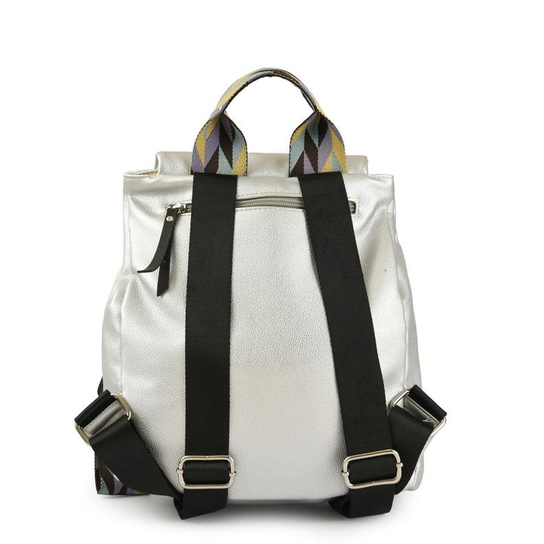 Mochila con tapa mediana colinne plateado-2