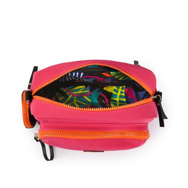 Cartera bandolera mediana darby fucsia-3
