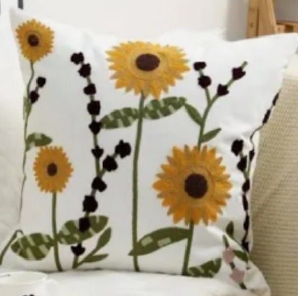 1 Cojin Bordado Girasol (Incluye Relleno)