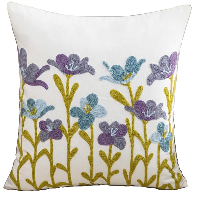 Cojin Bordado Flor Lila Celeste - Incluye Relleno-0