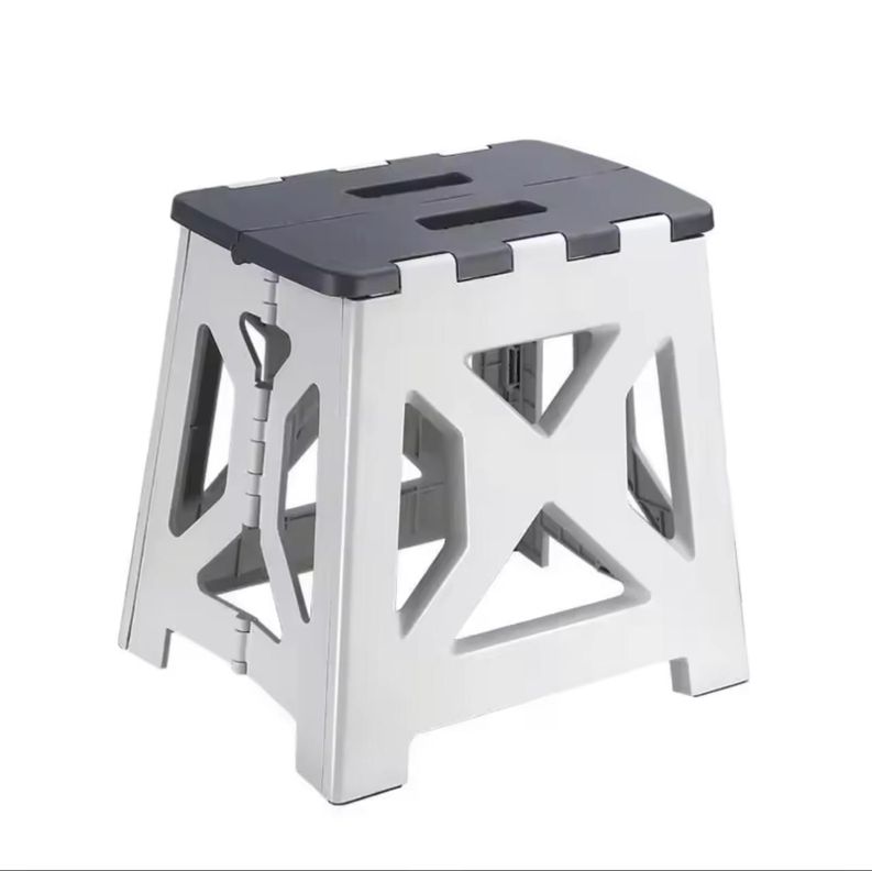 Taburete plegable de plástico portátil-0
