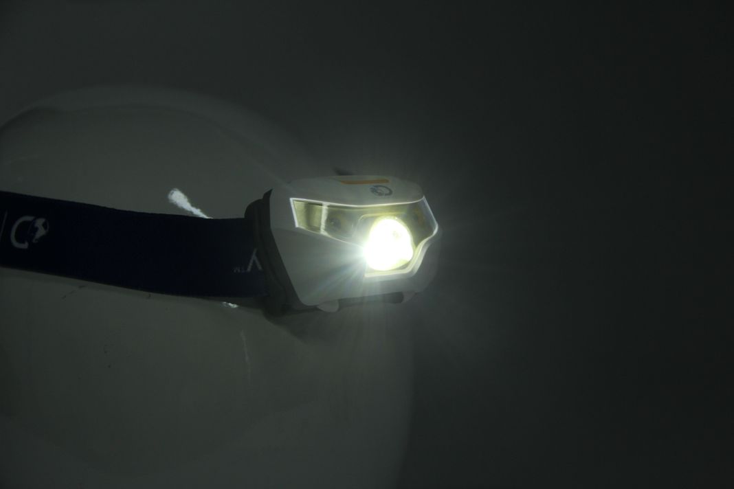 LINTERNA LED CABEZA CINTILLO 160 LUMENES-1
