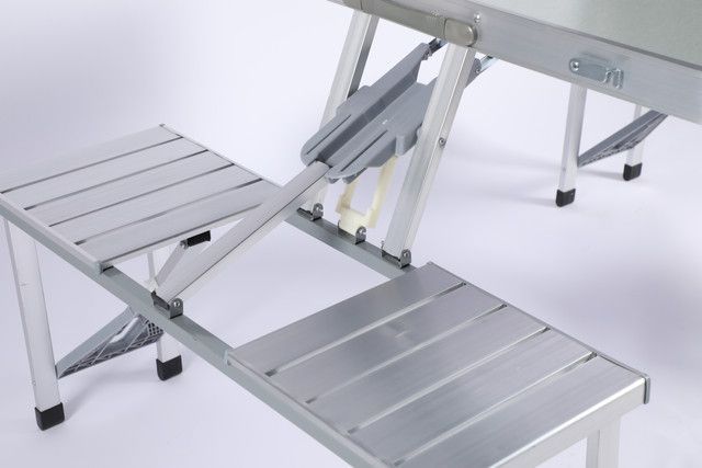 MESA CAMPING PLEGABLE CON SILLAS-1