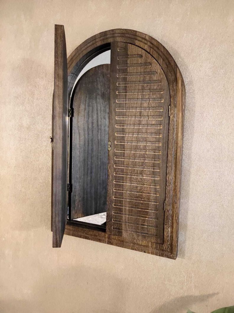 Espejo De Madera Cafe Oscuro Forma Ventana Con Puertas 44x66 Cm-4