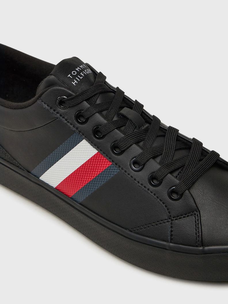 Zapatillas Core Stripe De Cuero Negro Tommy Hilfiger-4