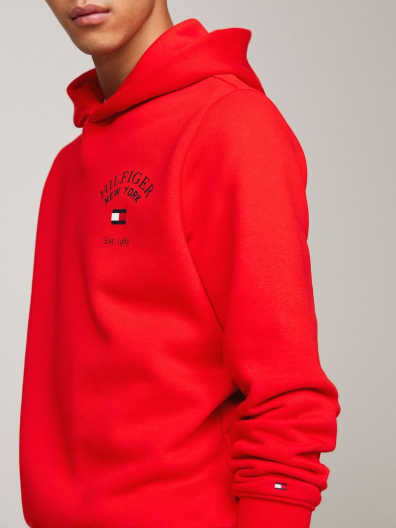POLERÓN ARCHED VARSITY LOGO ROJO TOMMY HILFIGER-3