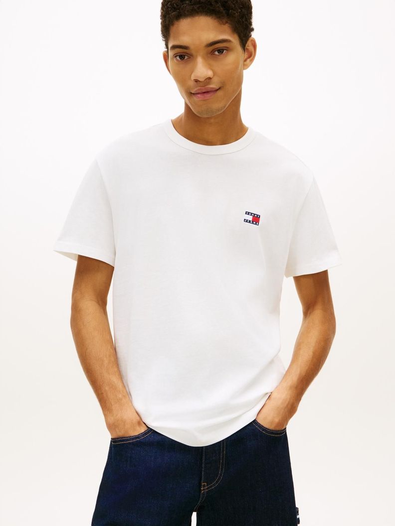 Polera Con Logo De Parche Regular Fit