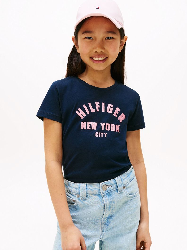 Polera Con Logo Nyc Curvo