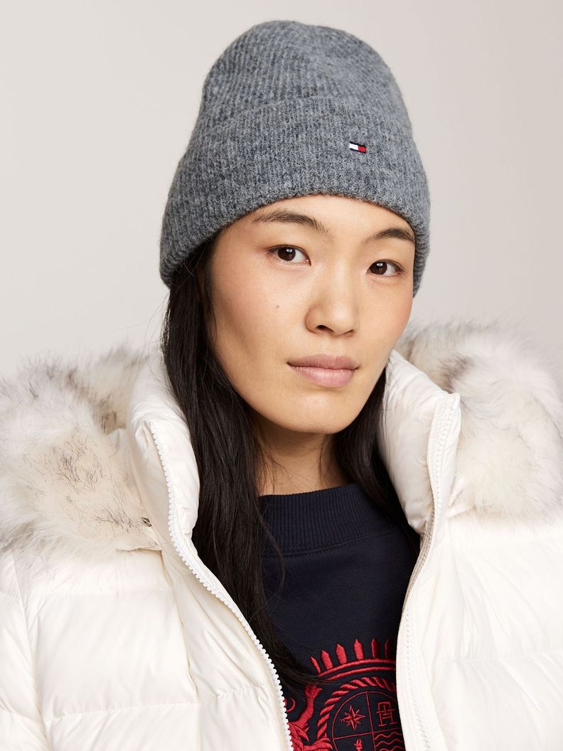 Beanie Essential Con Logo Gris Tommy Hilfiger-4