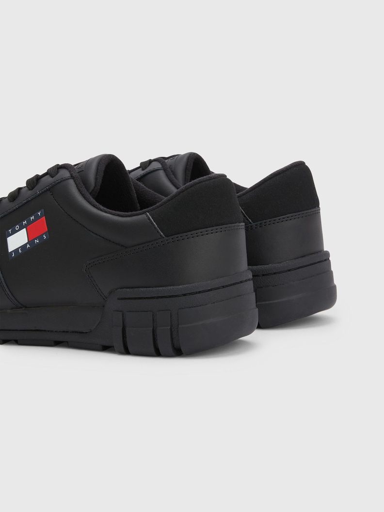 Zapatillas Retro De Cuero
 Negro Tommy Hilfiger-1