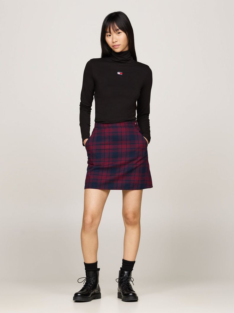 Polera Con Cuello Alto Y Logo Negro Tommy Hilfiger-1