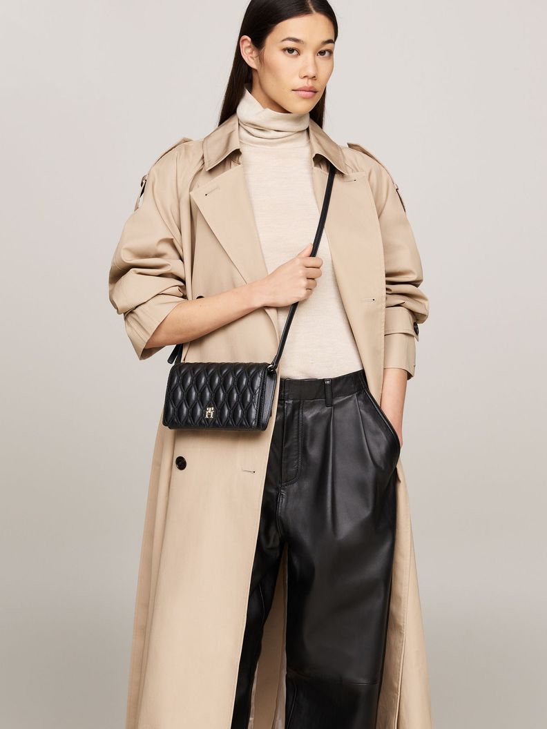 Bandolera Refined Con Acolchada Negro Tommy Hilfiger-1
