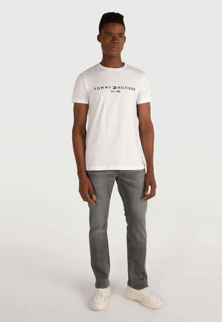 Polera Im Core Logo Slim Fit YB Blanco Tommy Hilfiger-1