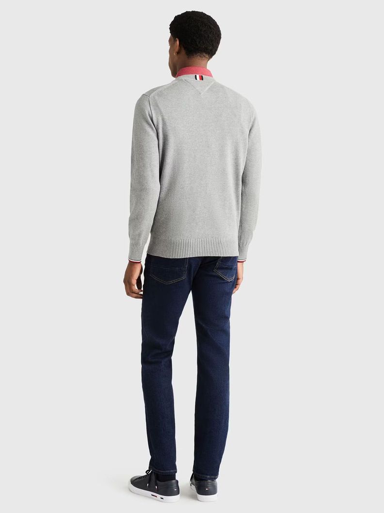 Sweater C-Neck Con Logo Bordado Gris Tommy Hilfiger-2