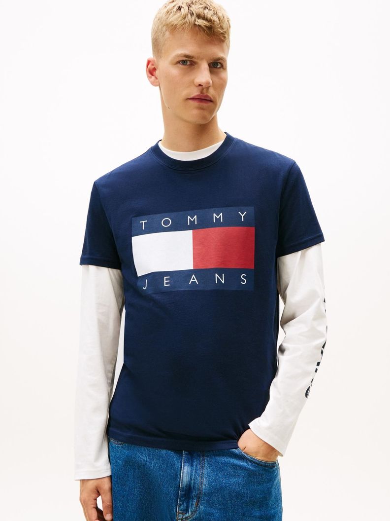 Polera Con Logo Estampado Regular Fit