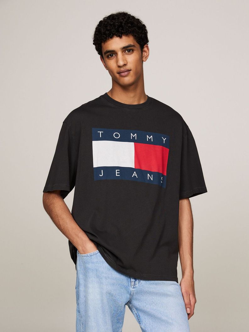 Polera Oversize Parche Y Con Logo Negro Tommy Jeans-0