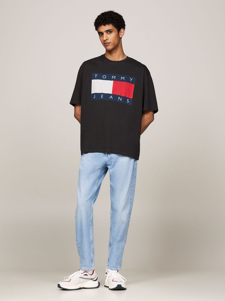 Polera Oversize Parche Y Con Logo Negro Tommy Jeans-1