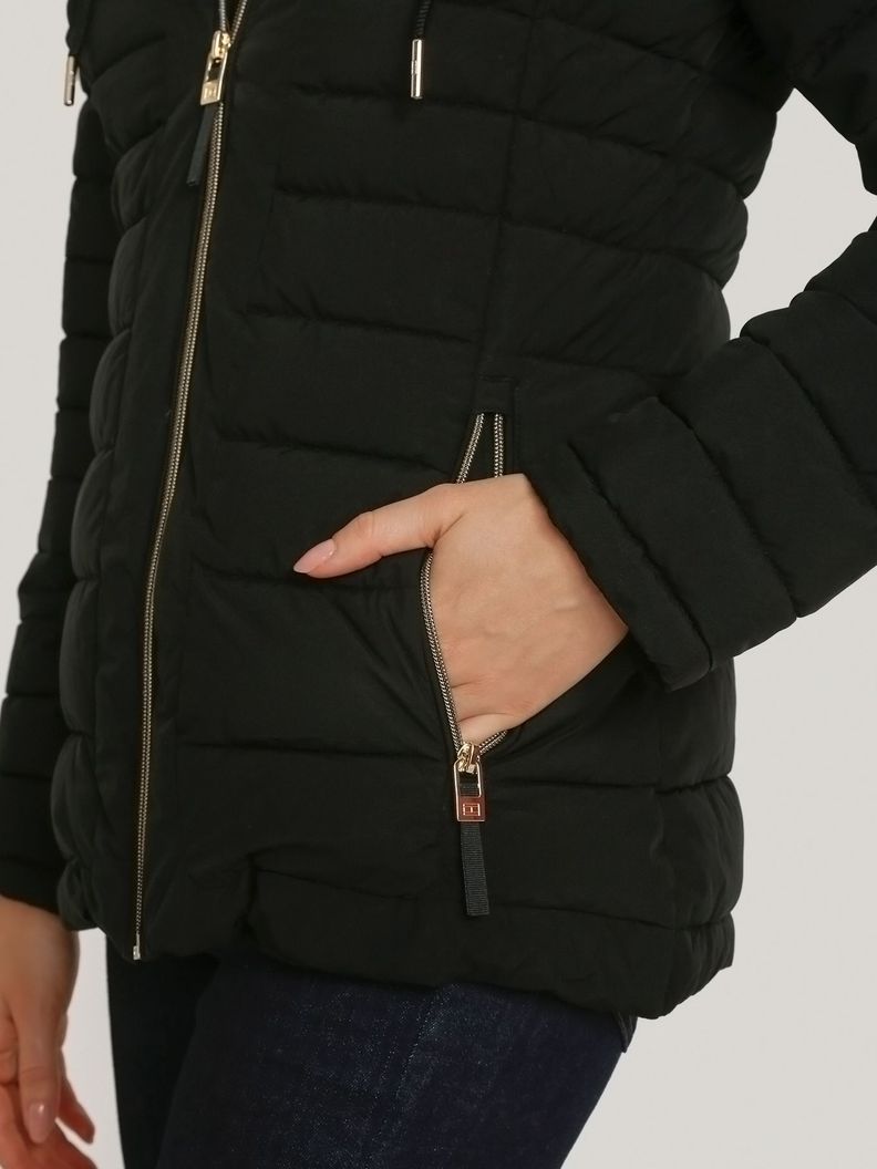 Parka Acolchada Ligera Con Gorro Negro Tommy Hilfiger-4