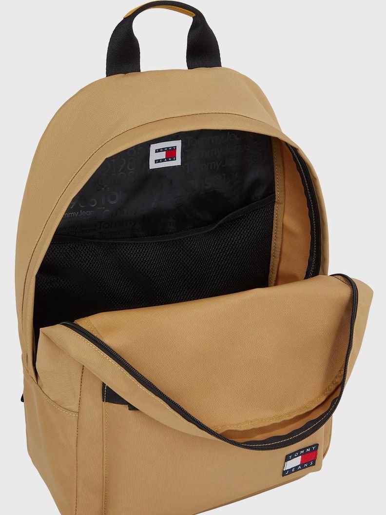Mochila Essential Con Logo Parche Beige Tommy Hilfiger-2