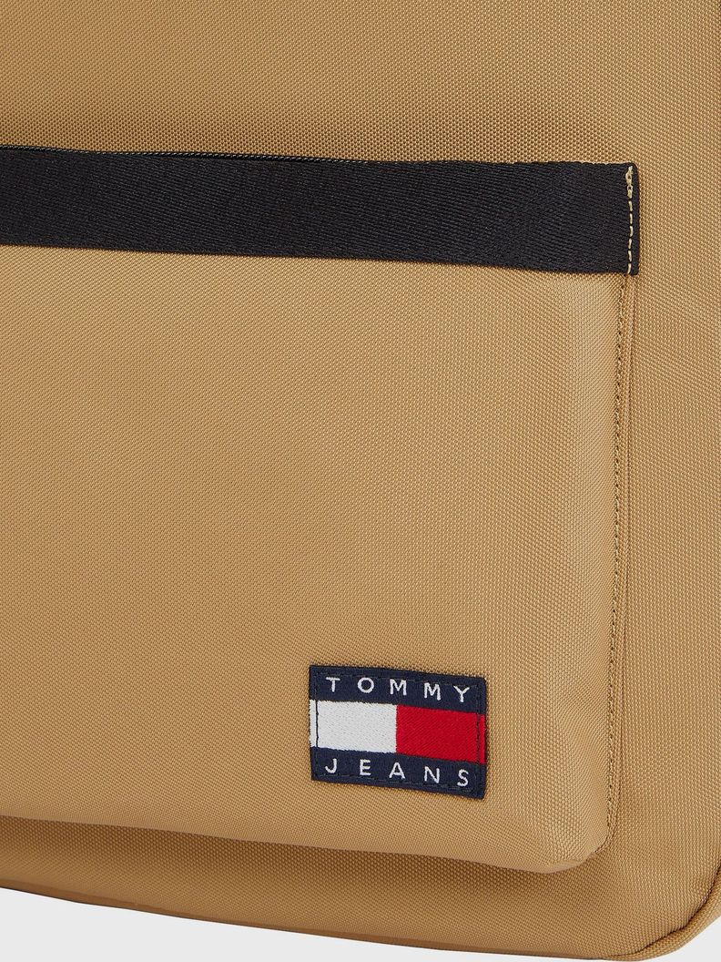 Mochila Essential Con Logo Parche Beige Tommy Hilfiger-3