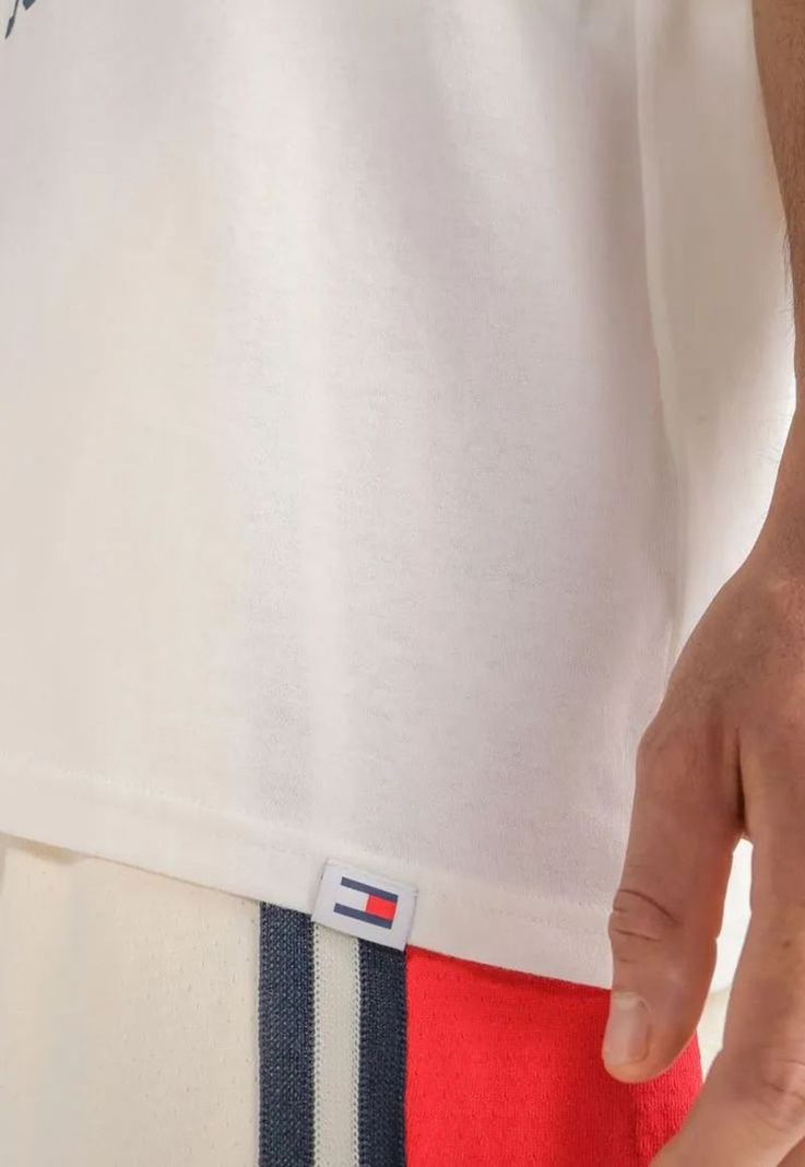 Polera Oversize Crest Varsity Blanco Tommy Jeans-4