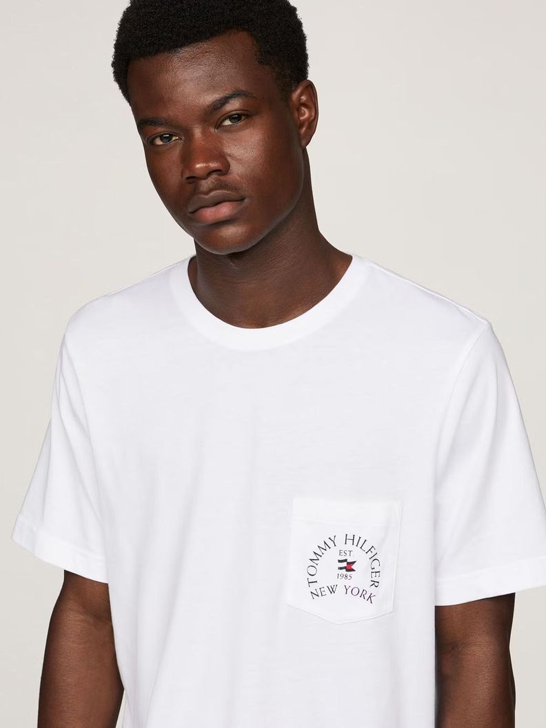 Polera Bolsillo Y Logo Arqueado Blanco Tommy Hilfiger-3