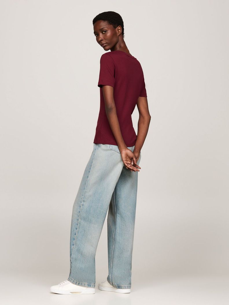 Polera A Rayas V-Neck Slim Fit Burdeo Tommy Hilfiger-2
