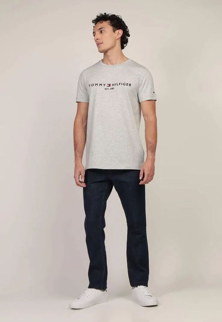 Polera Im Core Logo Slim Fit Gris Tommy Hilfiger-1