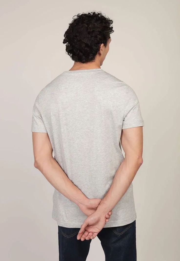 Polera Im Core Logo Slim Fit Gris Tommy Hilfiger-2