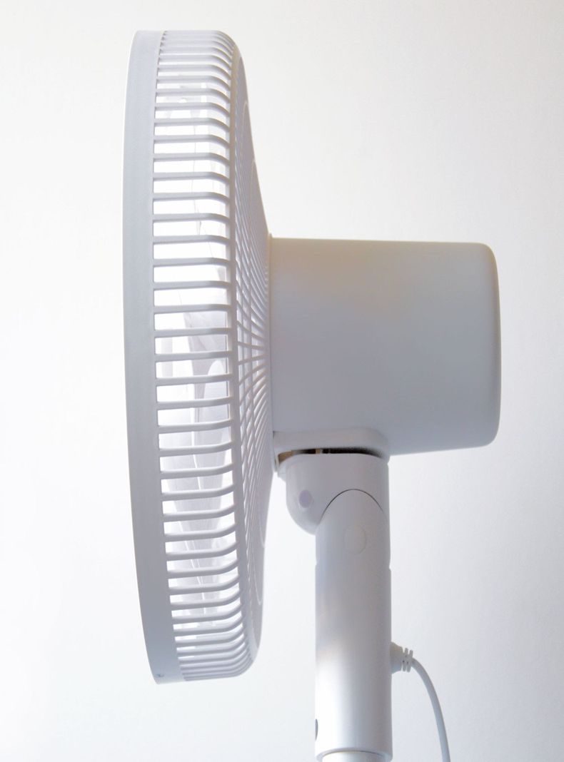 Ventilador silencioso con control remoto de mesa VP-88 Sumo-5